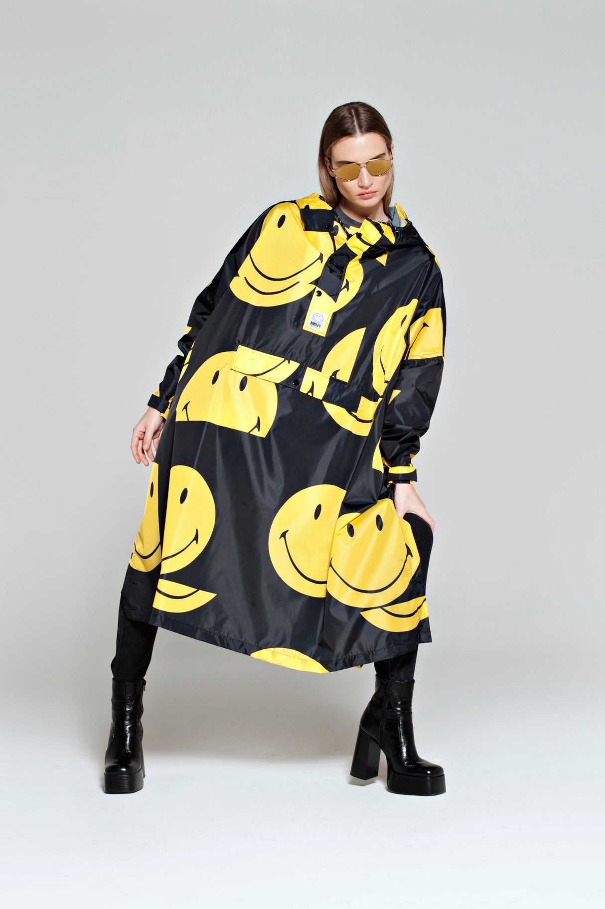 Rainkiss 'Smiley Originals' All Smiles - Rain Poncho